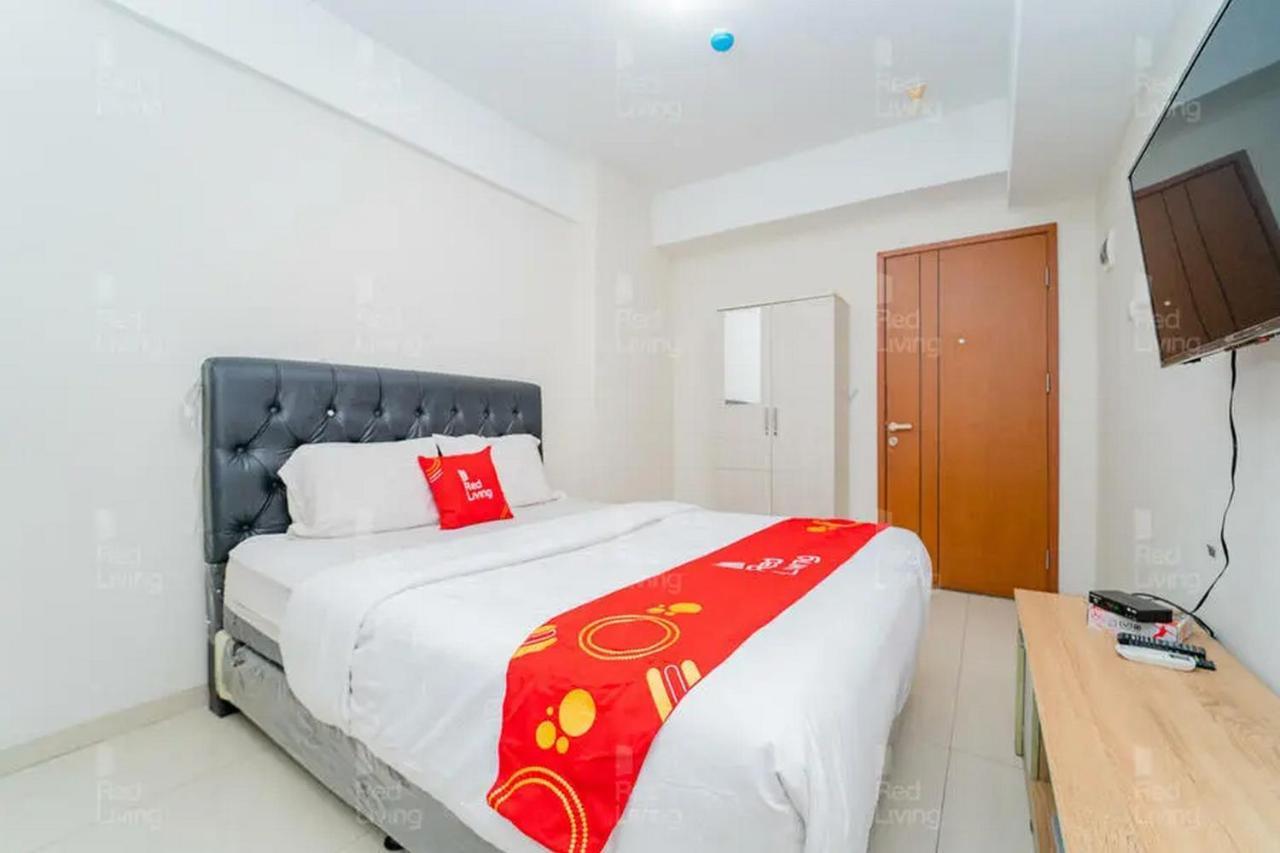 Redliving Apartemen Green Lake View Cimanggis - Win Property Depok Exterior photo